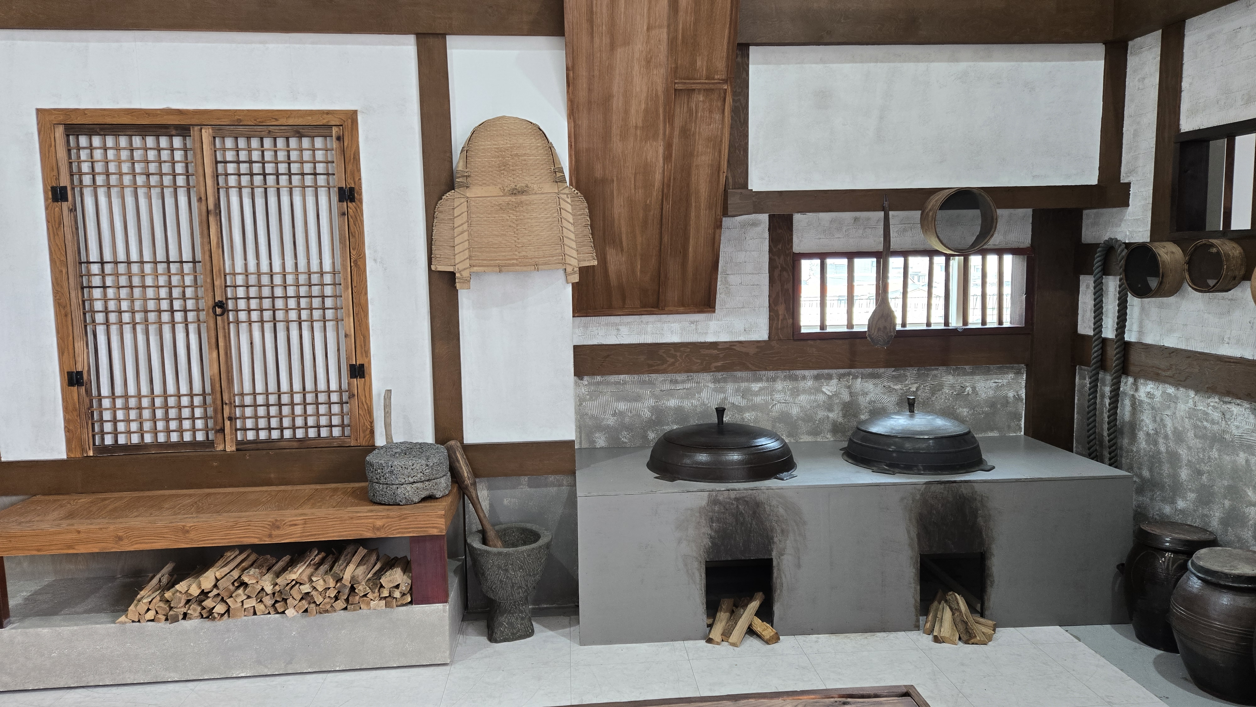 UNIQUEMAIN 대형LED/컨셉 렌탈스튜디오