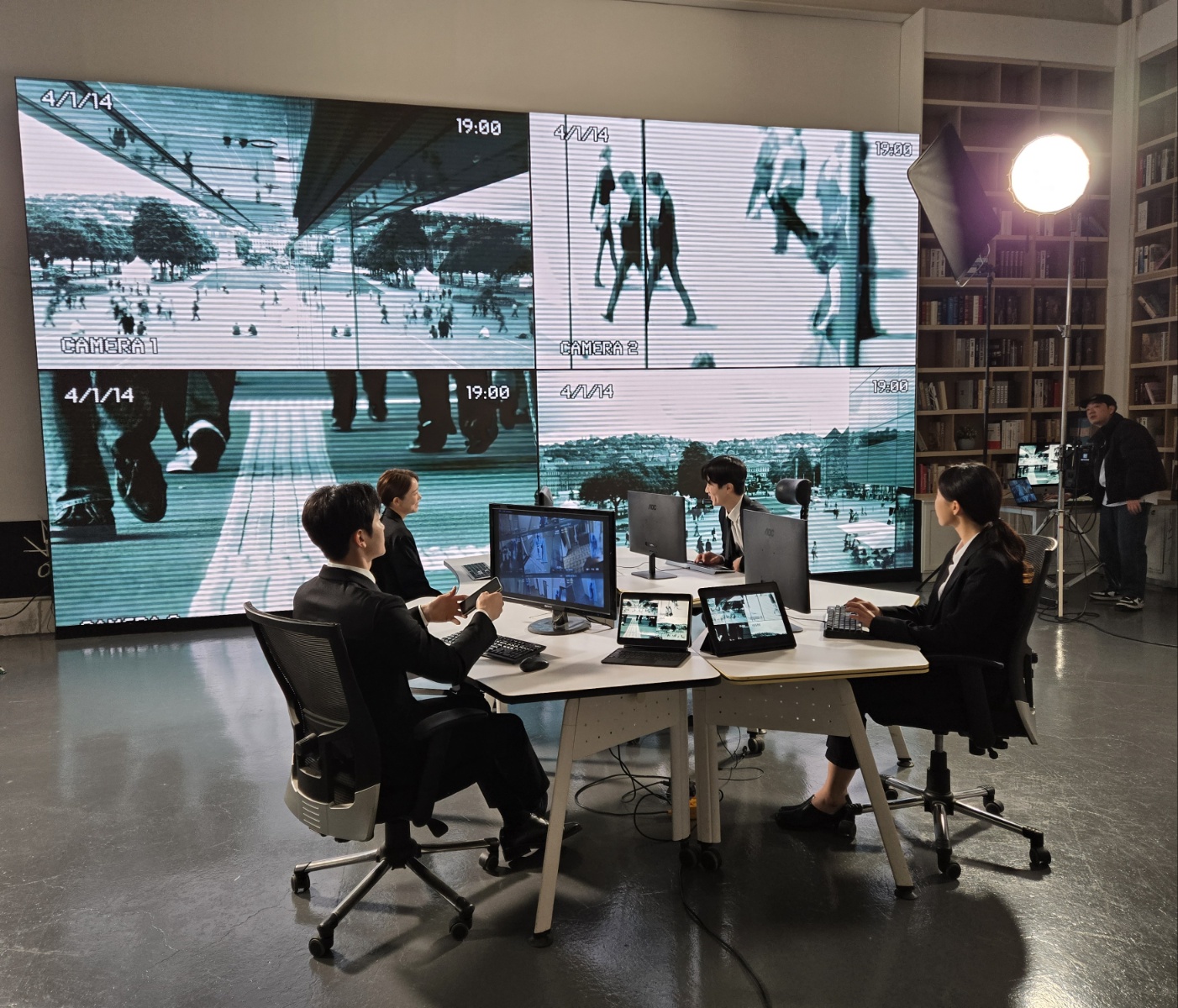 UNIQUEMAIN 대형LED/컨셉 렌탈스튜디오