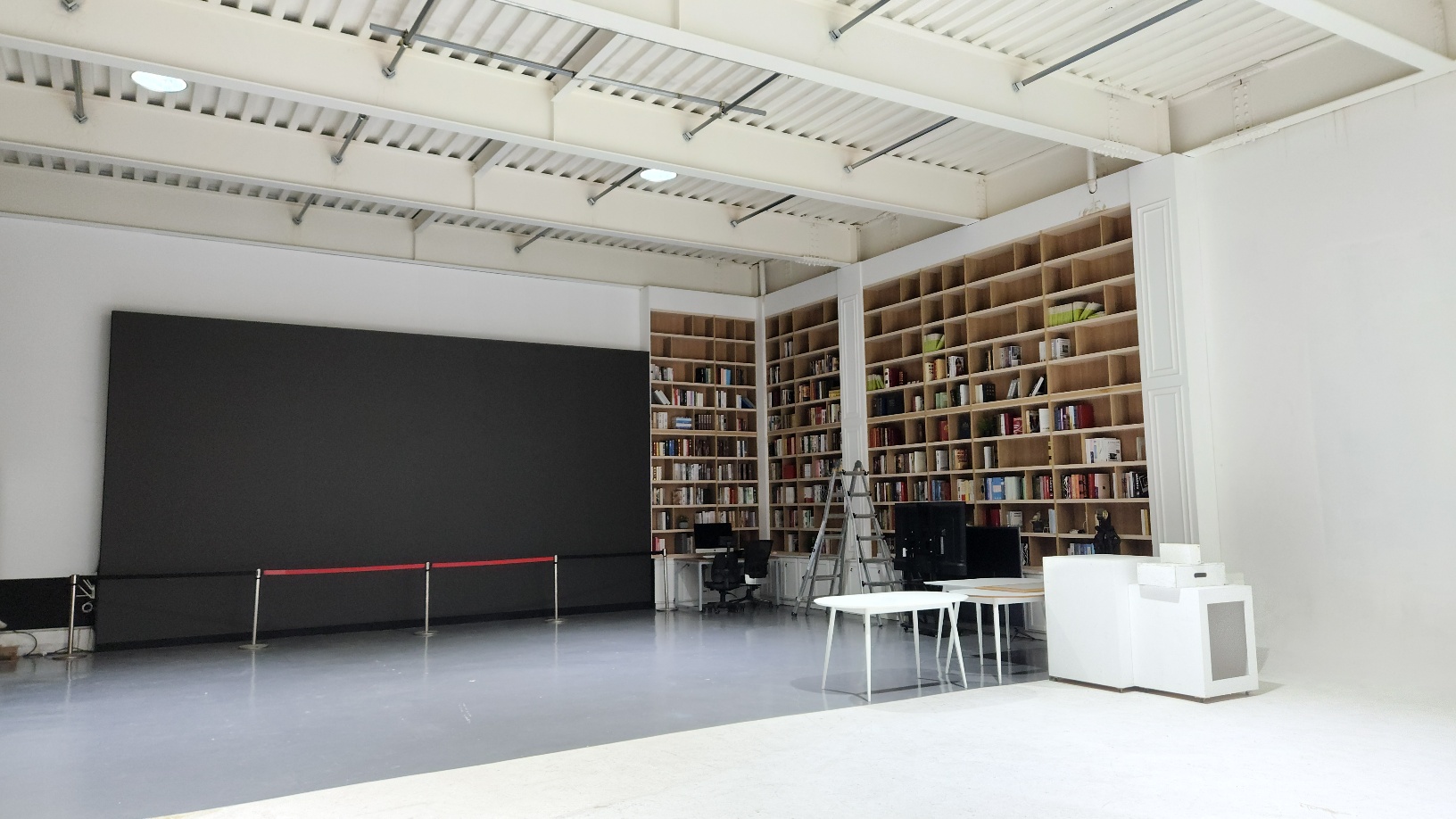 UNIQUEMAIN 대형LED/컨셉 렌탈스튜디오