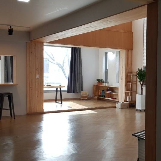 UNIQUEMAIN 대형LED/컨셉 렌탈스튜디오