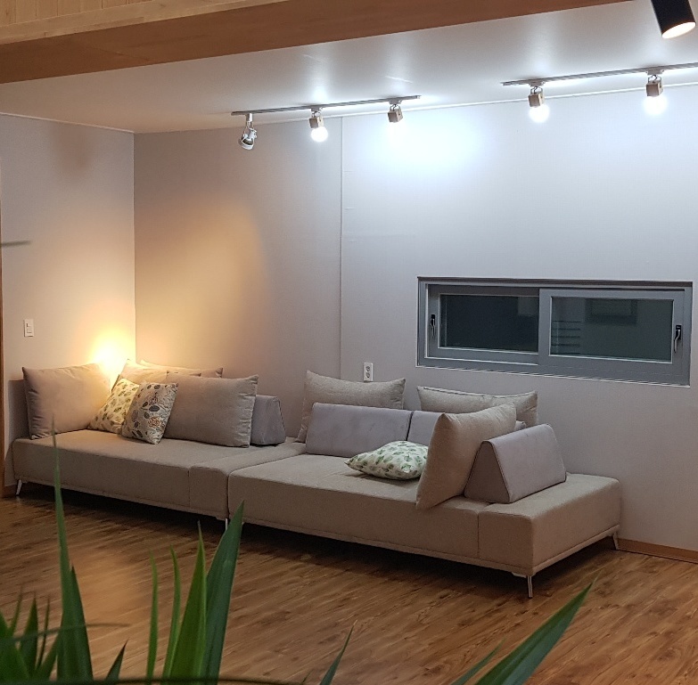 UNIQUEMAIN 대형LED/컨셉 렌탈스튜디오