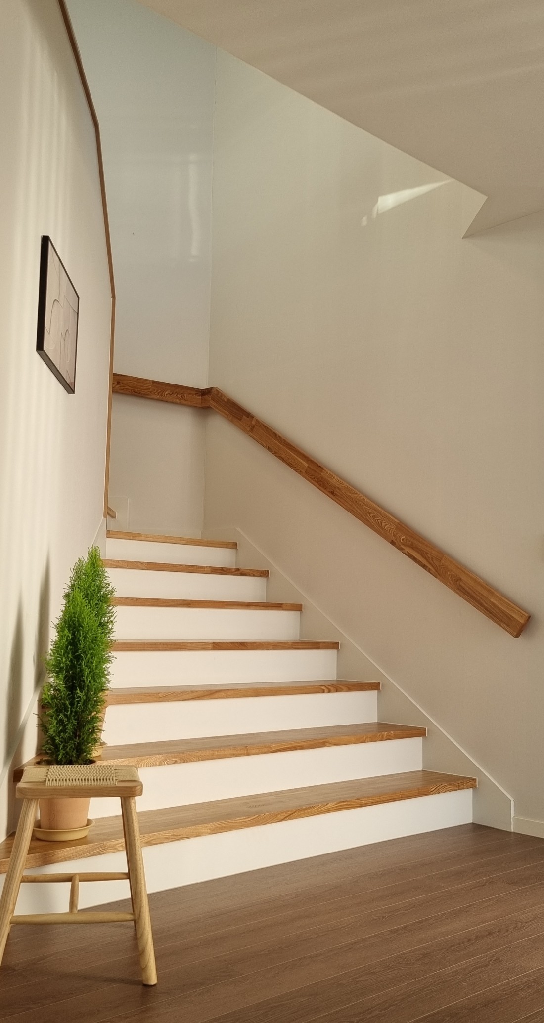 UNIQUEMAIN 대형LED/컨셉 렌탈스튜디오