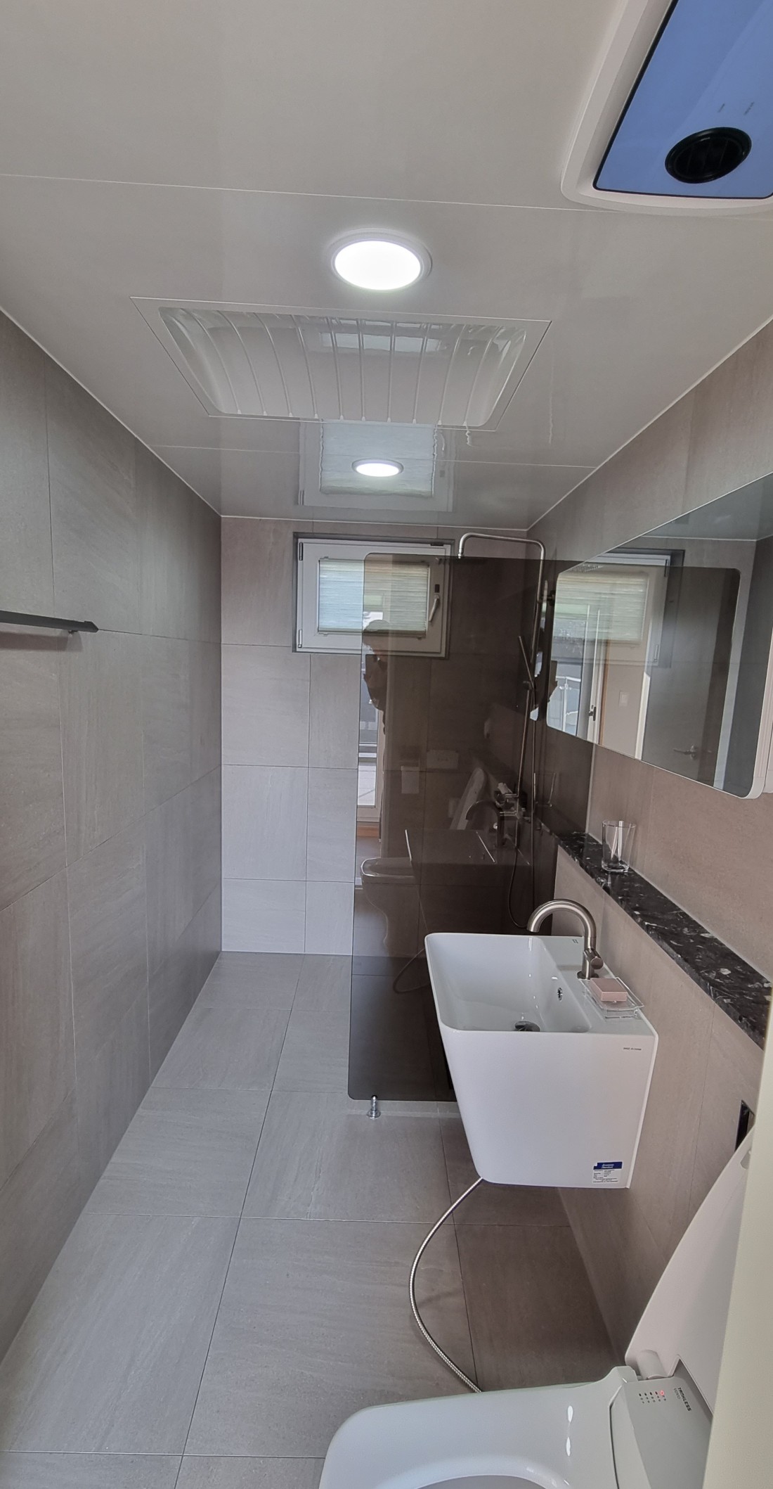 UNIQUEMAIN 대형LED/컨셉 렌탈스튜디오