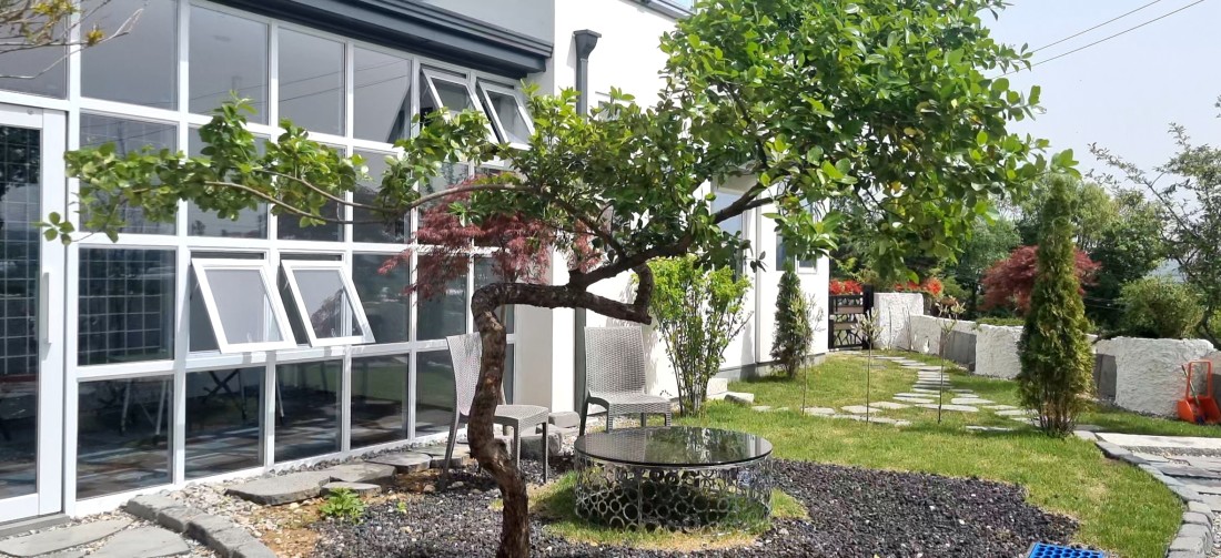 UNIQUEMAIN 대형LED/컨셉 렌탈스튜디오