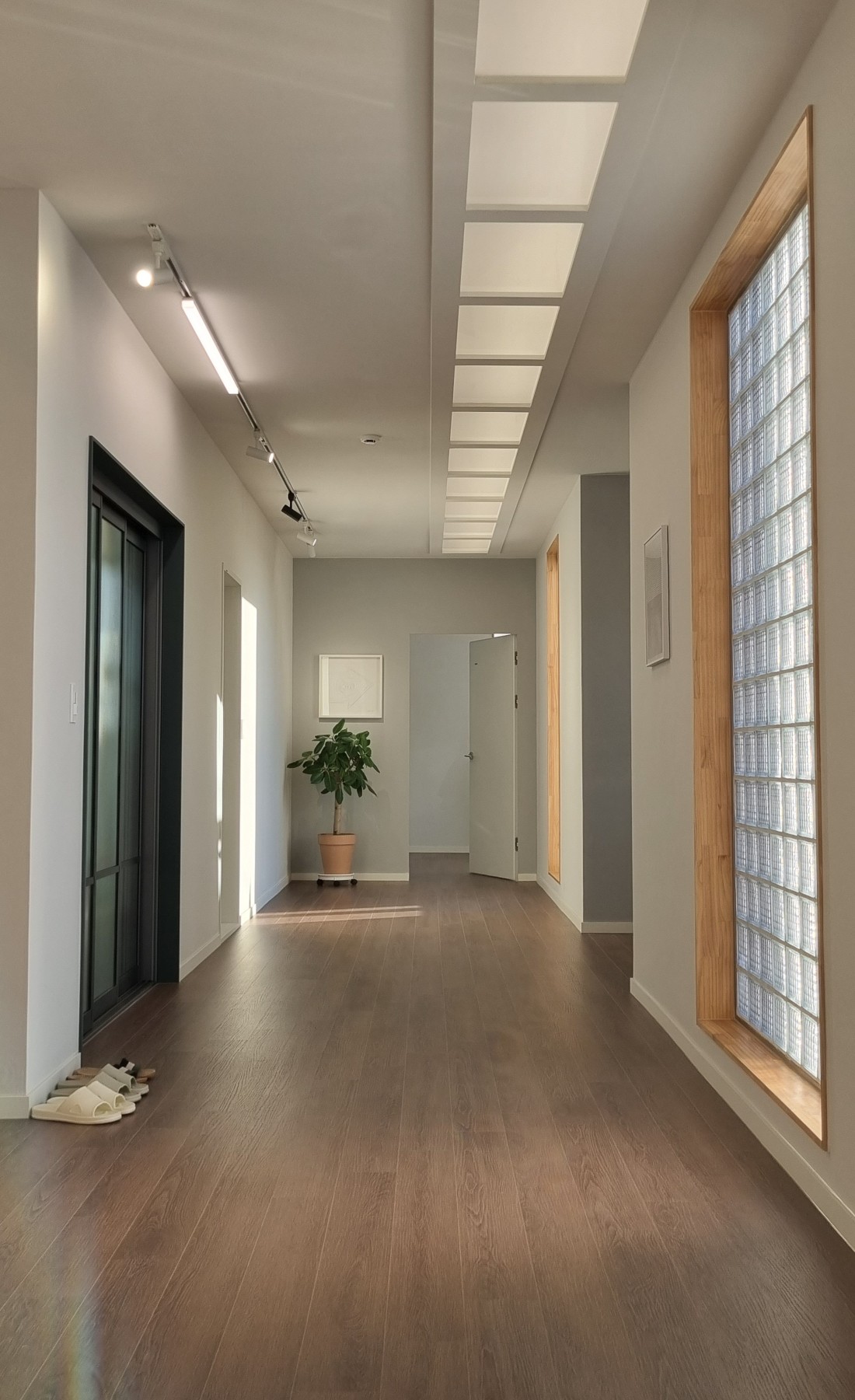 UNIQUEMAIN 대형LED/컨셉 렌탈스튜디오