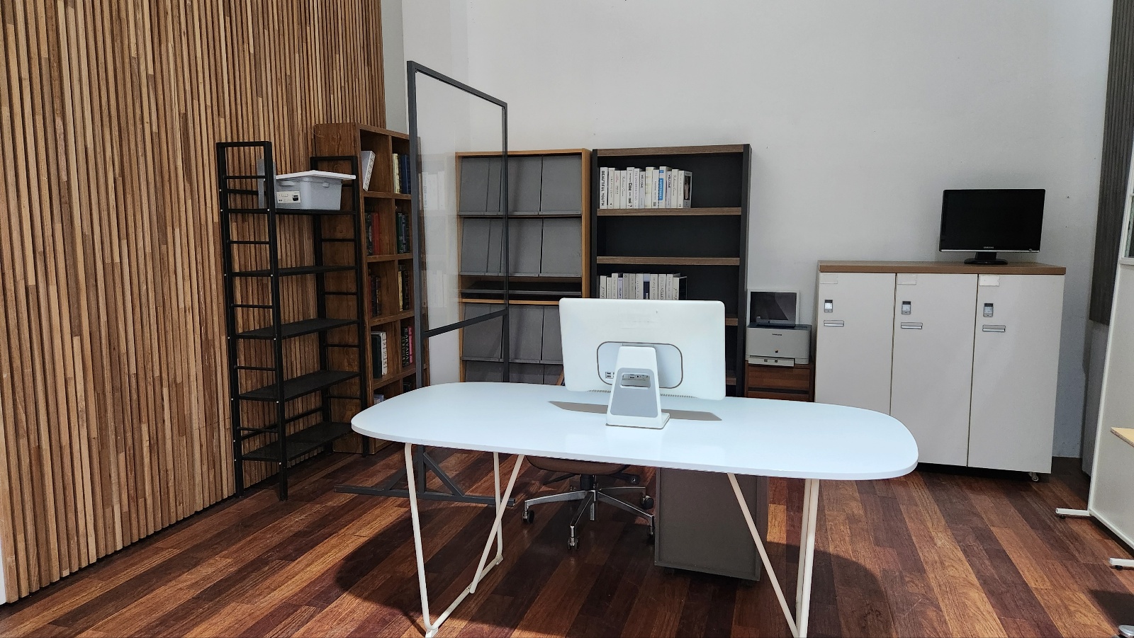 UNIQUEMAIN 대형LED/컨셉 렌탈스튜디오