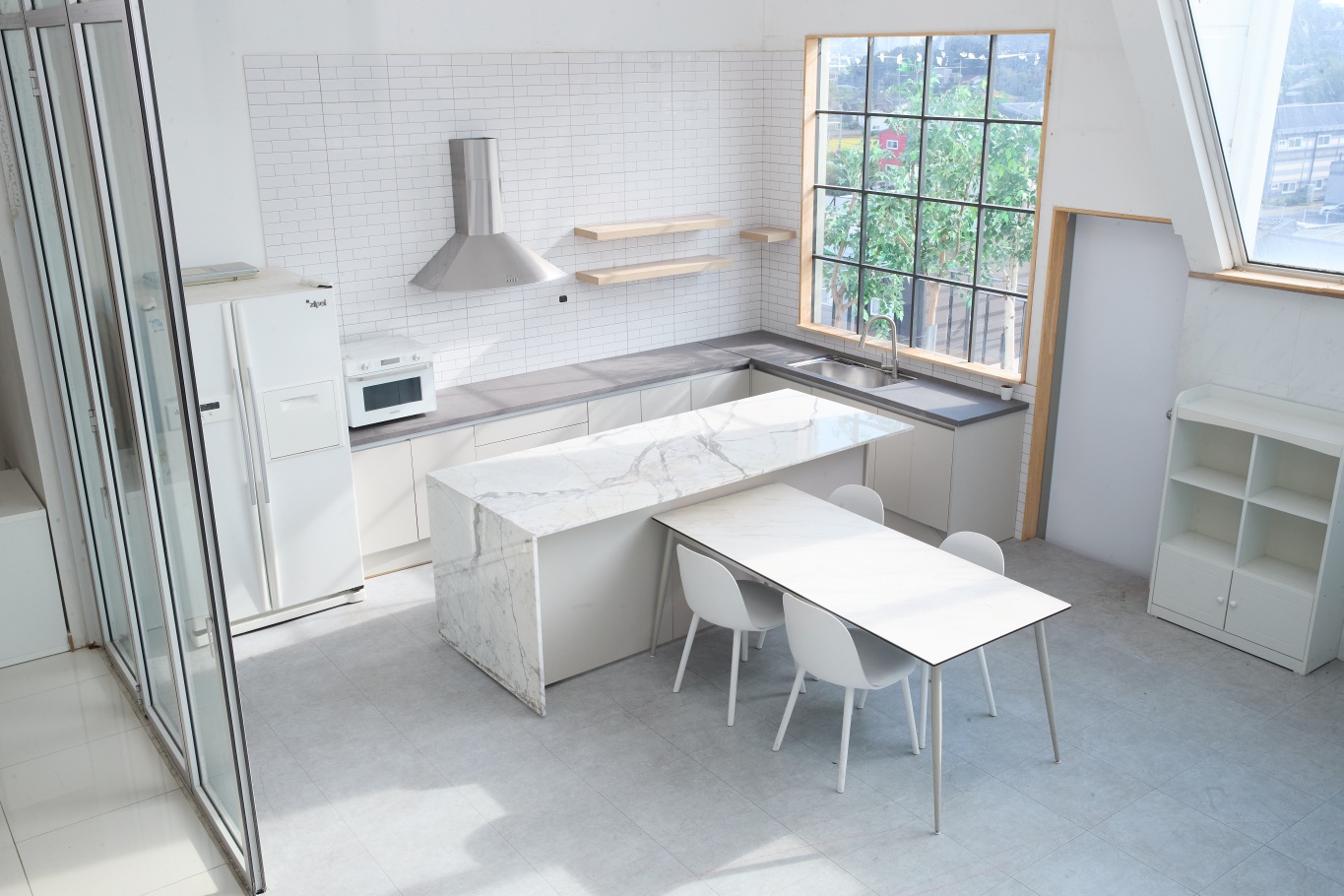 UNIQUEMAIN 대형LED/컨셉 렌탈스튜디오