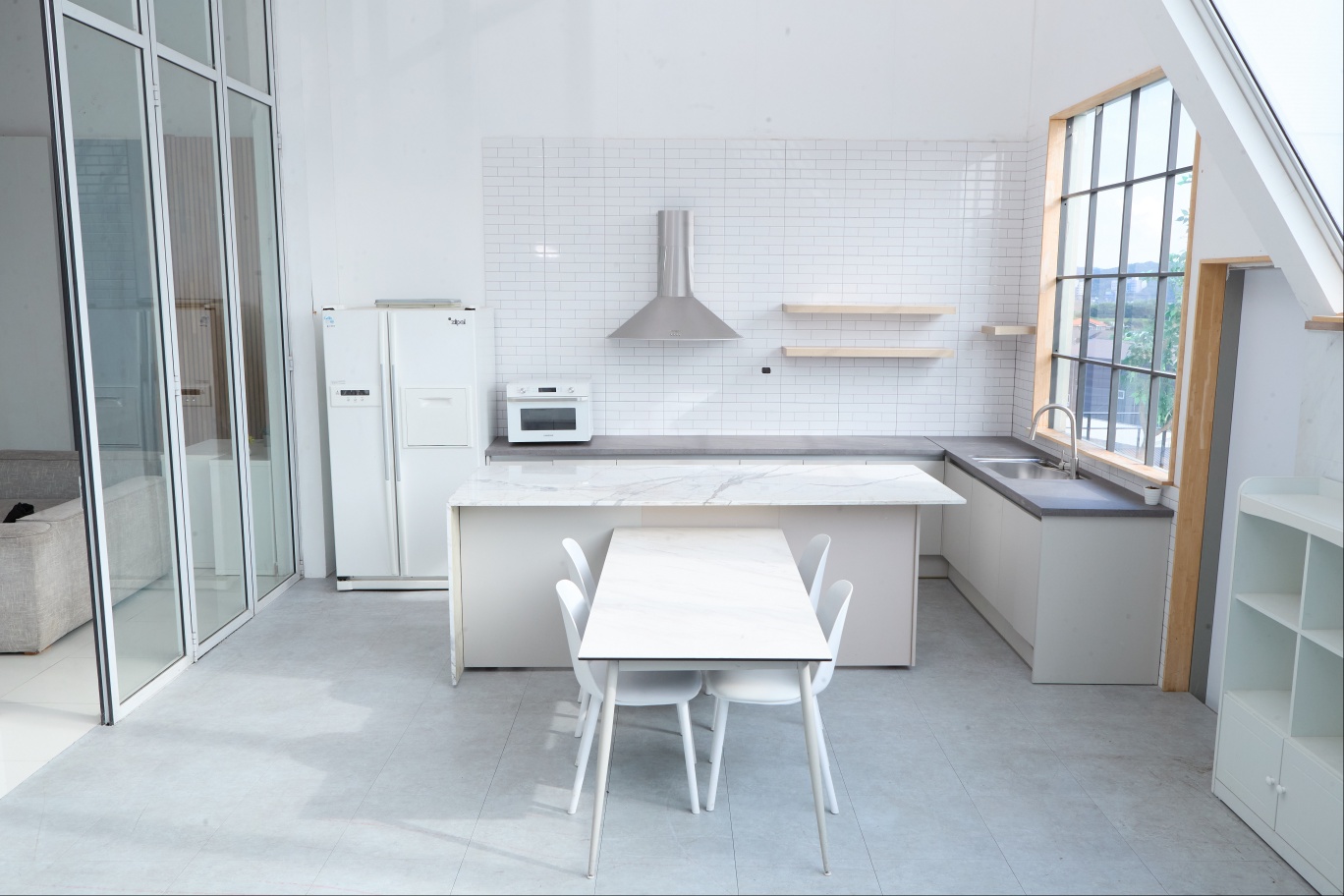 UNIQUEMAIN 대형LED/컨셉 렌탈스튜디오